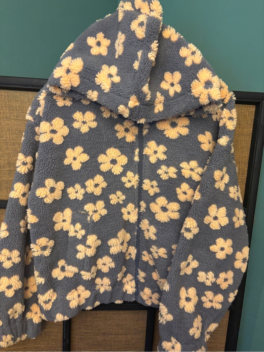 Easel brand ladies size Large PEACH AND GRAY oversized hoodie thick and warm